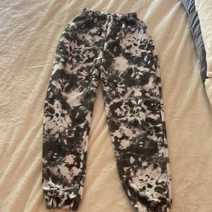 PLT joggers